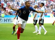 爱游戏中国官网-关于法国队挑战挪威队，场上硝烟弥漫，惊险对抗！的信息