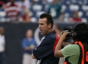 爱游戏官方入口-塔斯马尼亚联进攻端火力全开，状态持续爆发