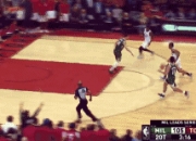 爱游戏投注-猛龙队主场负于雄鹿队，遭遇连败