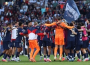 爱游戏竞技-曼联客场惨败，法甲球队外援大放异彩