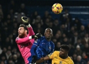 爱游戏下载-狼队主场不敌切尔西，遭遇失利