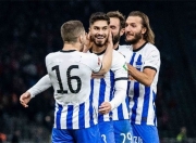 爱游戏直播-斯图加特取胜止跌，守住保级大门