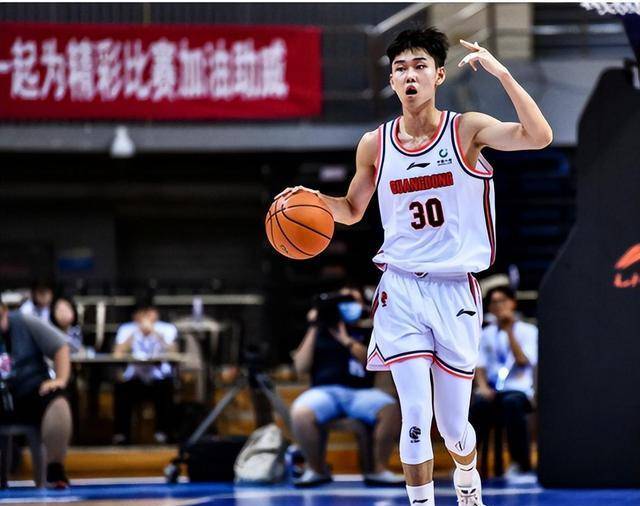 关于阿尔希拉尔冲击季军,年轻球员表现亮眼的信息 关于阿尔希拉尔冲击季军,年轻球员表现亮眼的信息