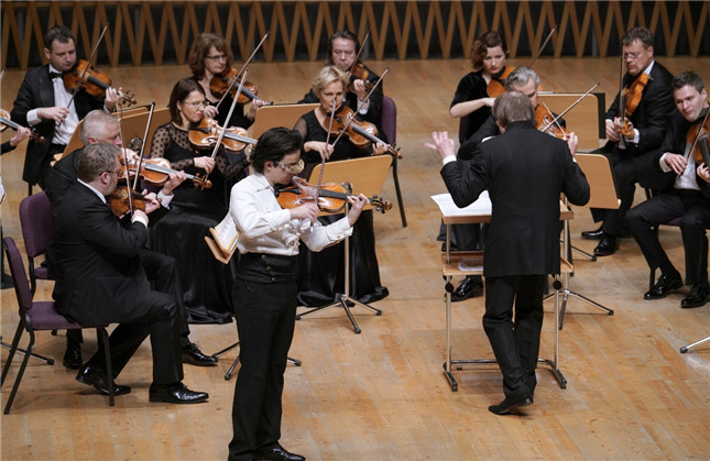 包含立陶宛大师重回训练场,带领球队征战下赛季的词条 包含立陶宛大师重回训练场,带领球队征战下赛季的词条