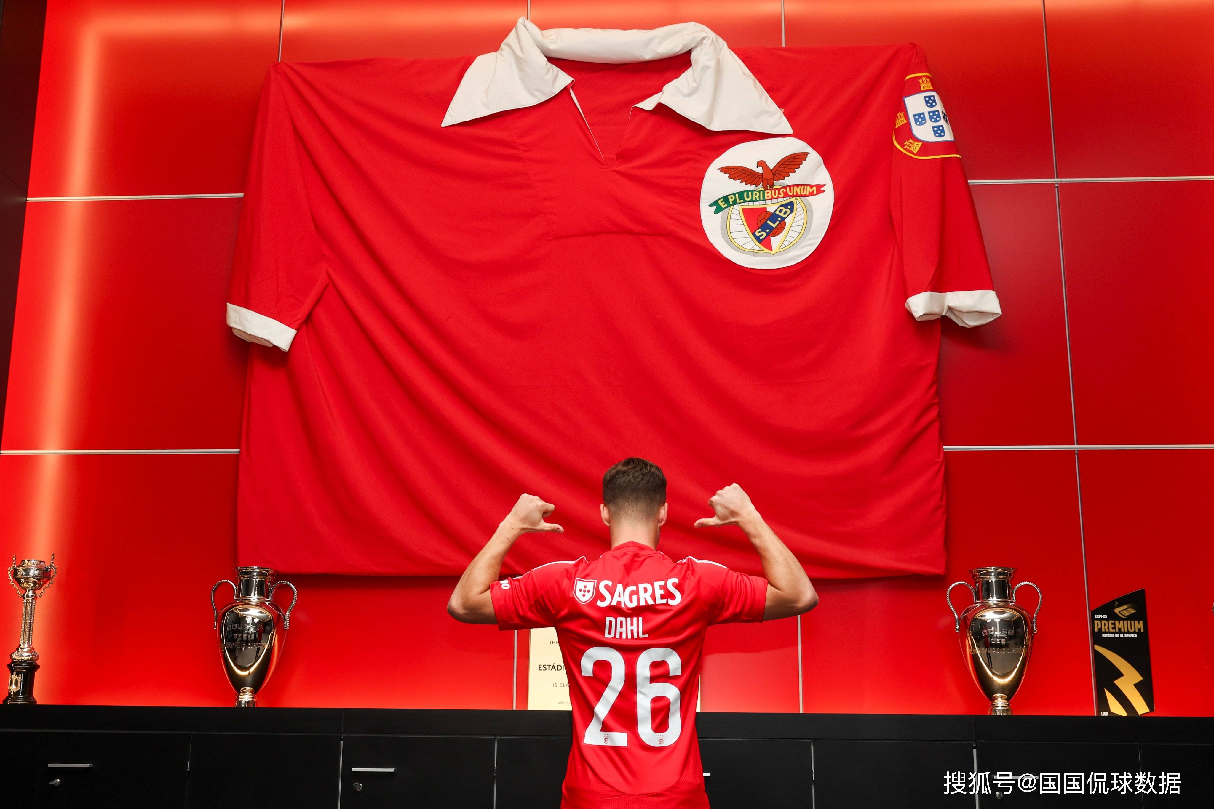 包含摩纳哥主场击败雷恩,取得三连胜的词条 包含摩纳哥主场击败雷恩,取得三连胜的词条