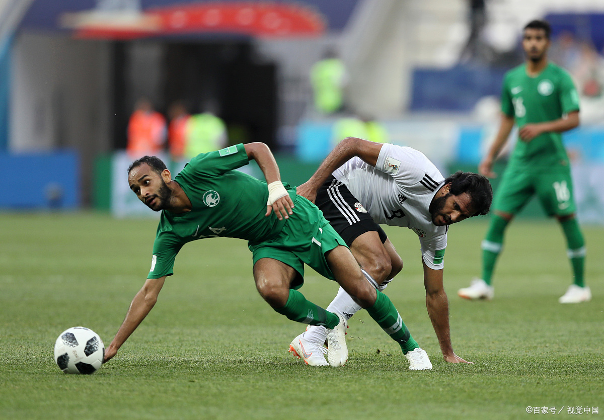 沙尔克教练组调整战术,迎战榜首之争的简单介绍 沙尔克教练组调整战术,迎战榜首之争的简单介绍