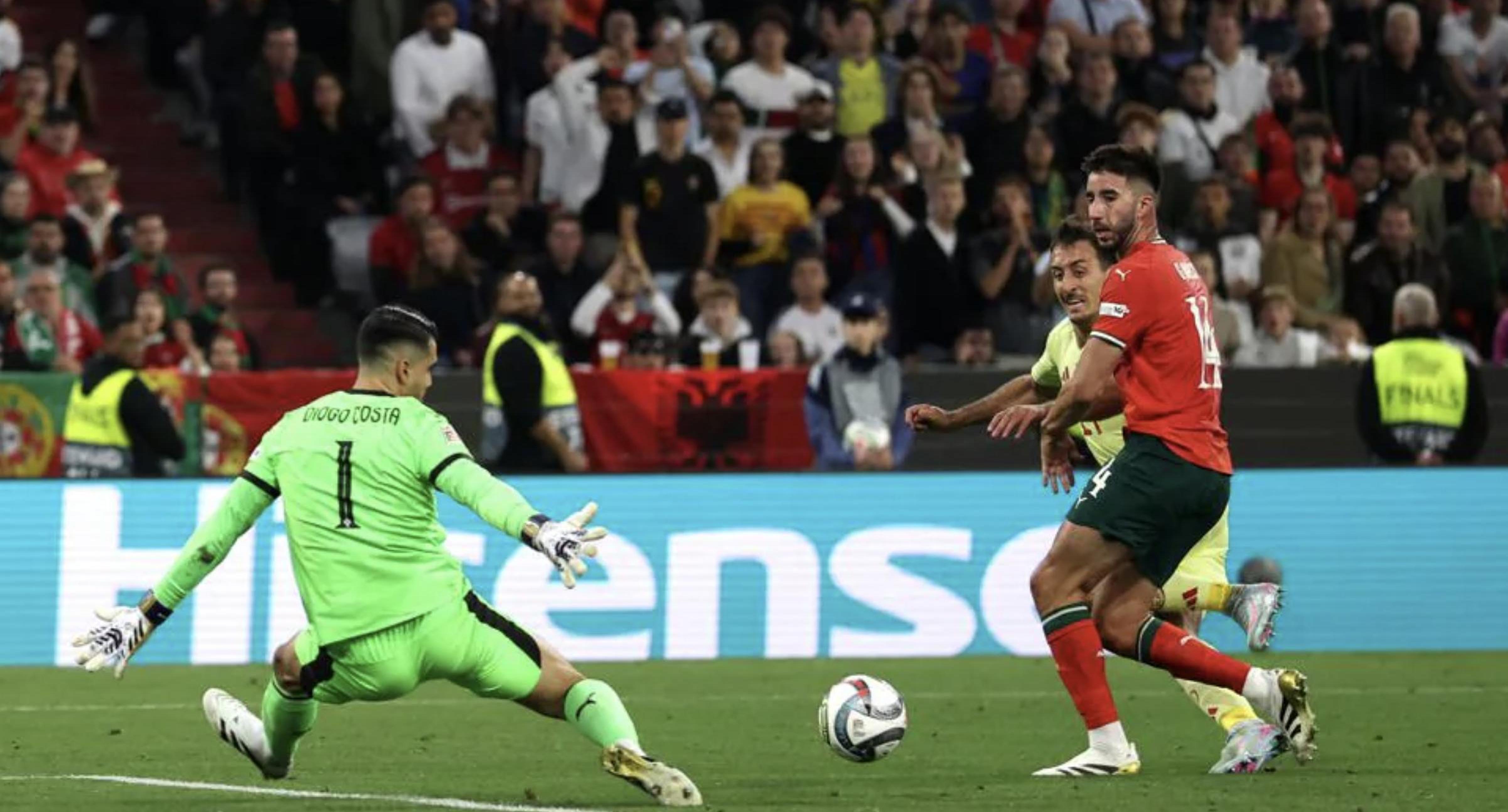 球队士气高昂准备展开新一轮比赛 球队士气高昂准备展开新一轮比赛