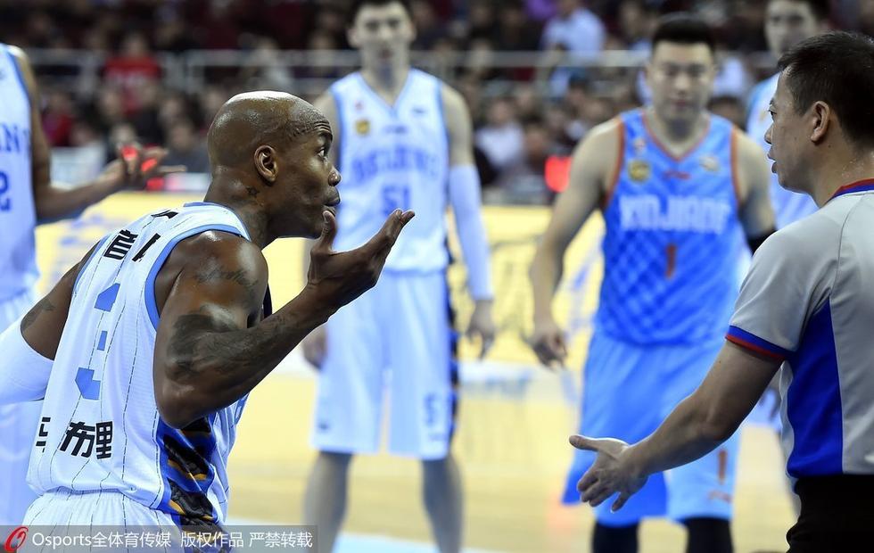 关于火花四溅双方精英激烈对抗的信息 关于火花四溅双方精英激烈对抗的信息