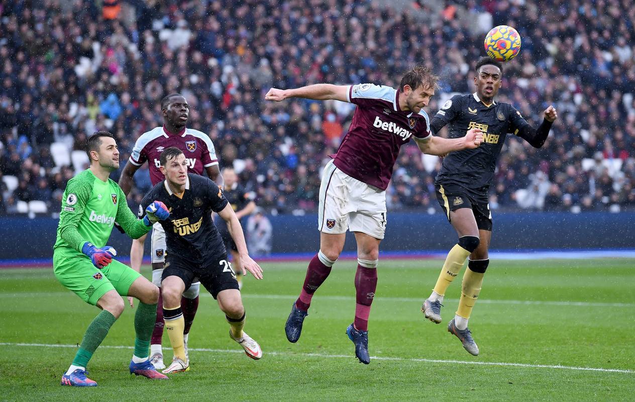 利物浦击败西汉姆联,延续不败 利物浦击败西汉姆联,延续不败