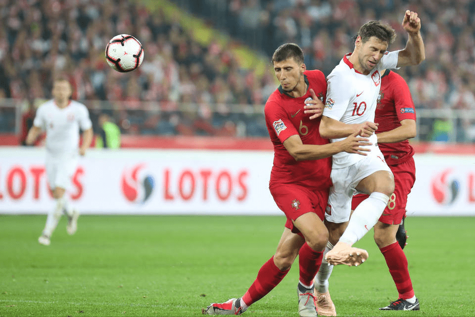 关于雷丁主场逼平对手,稳定积分排名的信息 关于雷丁主场逼平对手,稳定积分排名的信息