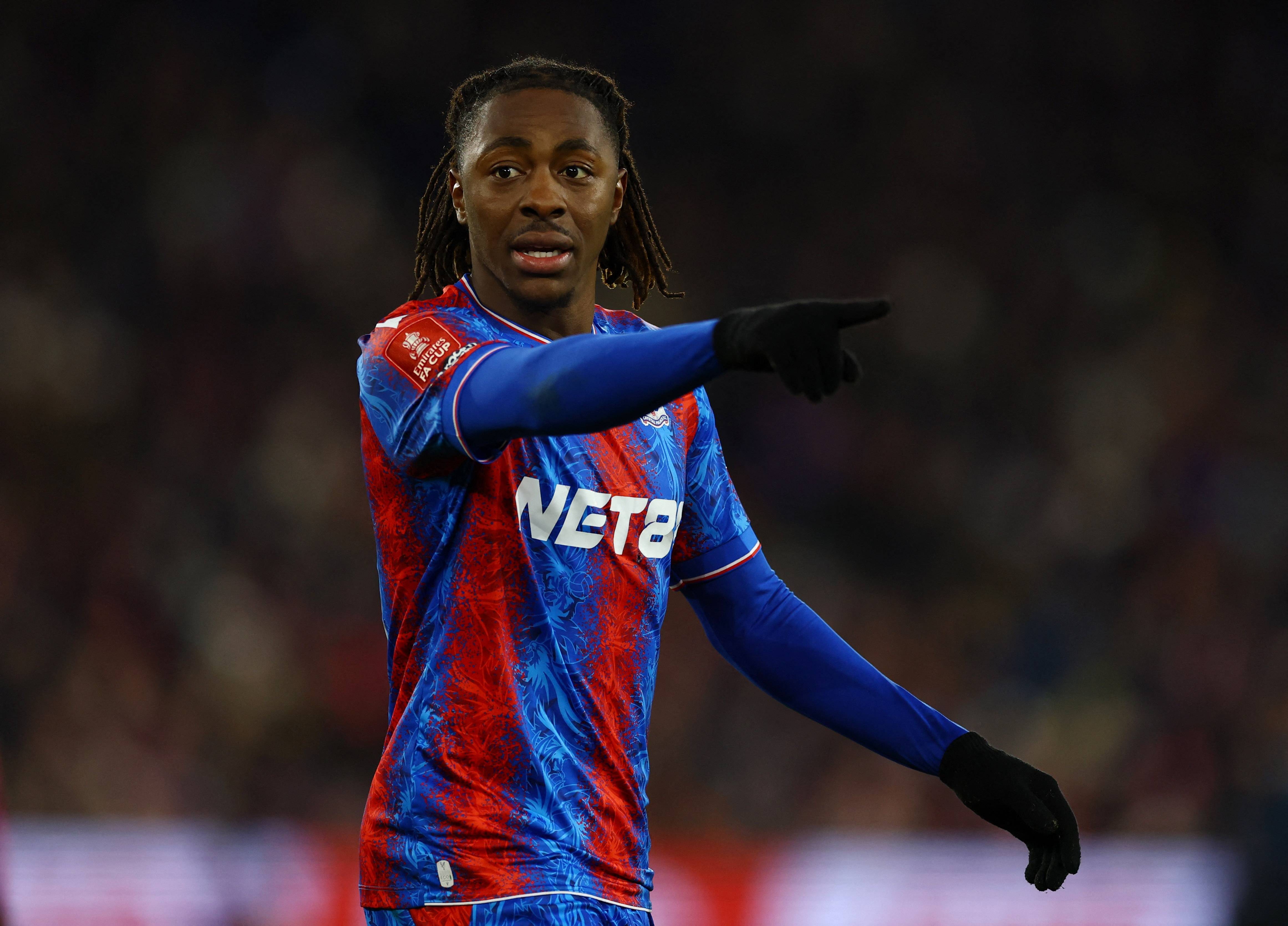 水晶宫打破曼联不败记录，球员信心大增的简单介绍