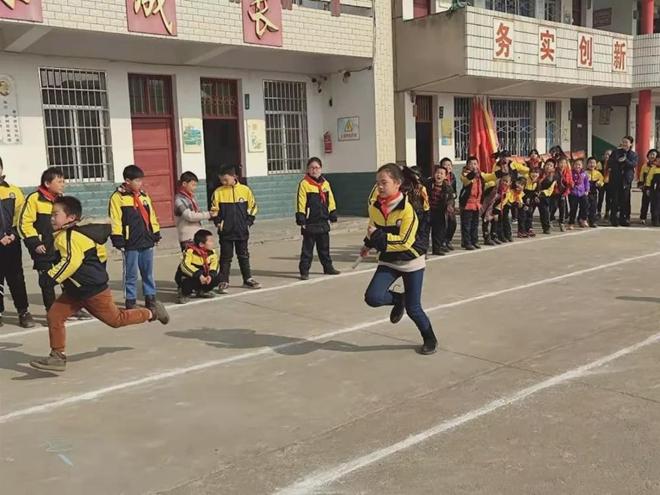 变幻莫测的比赛,双方拼尽全力的简单介绍 变幻莫测的比赛,双方拼尽全力的简单介绍