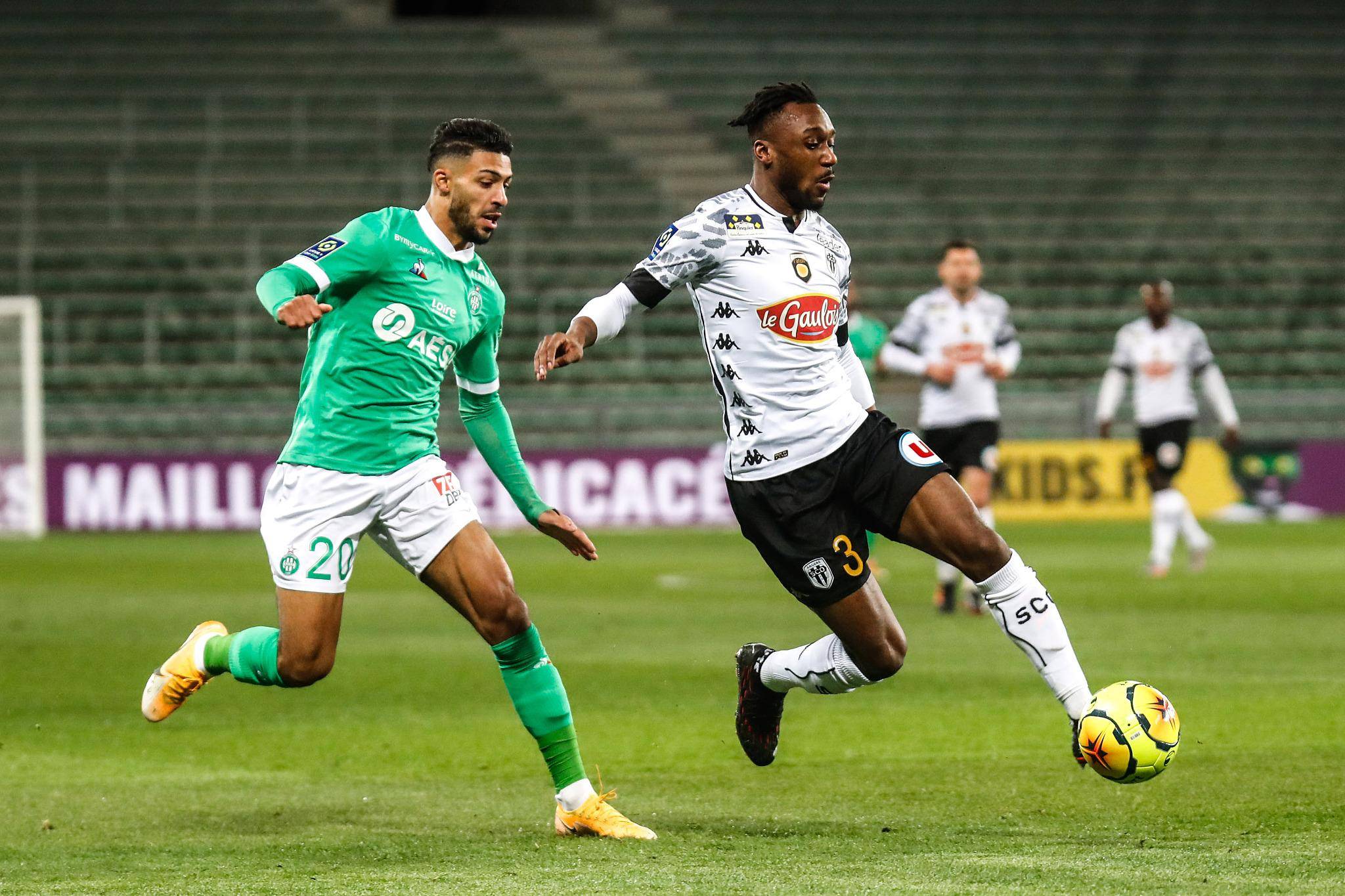 关于圣埃蒂安俱乐部全员备战即将到来的比赛的信息