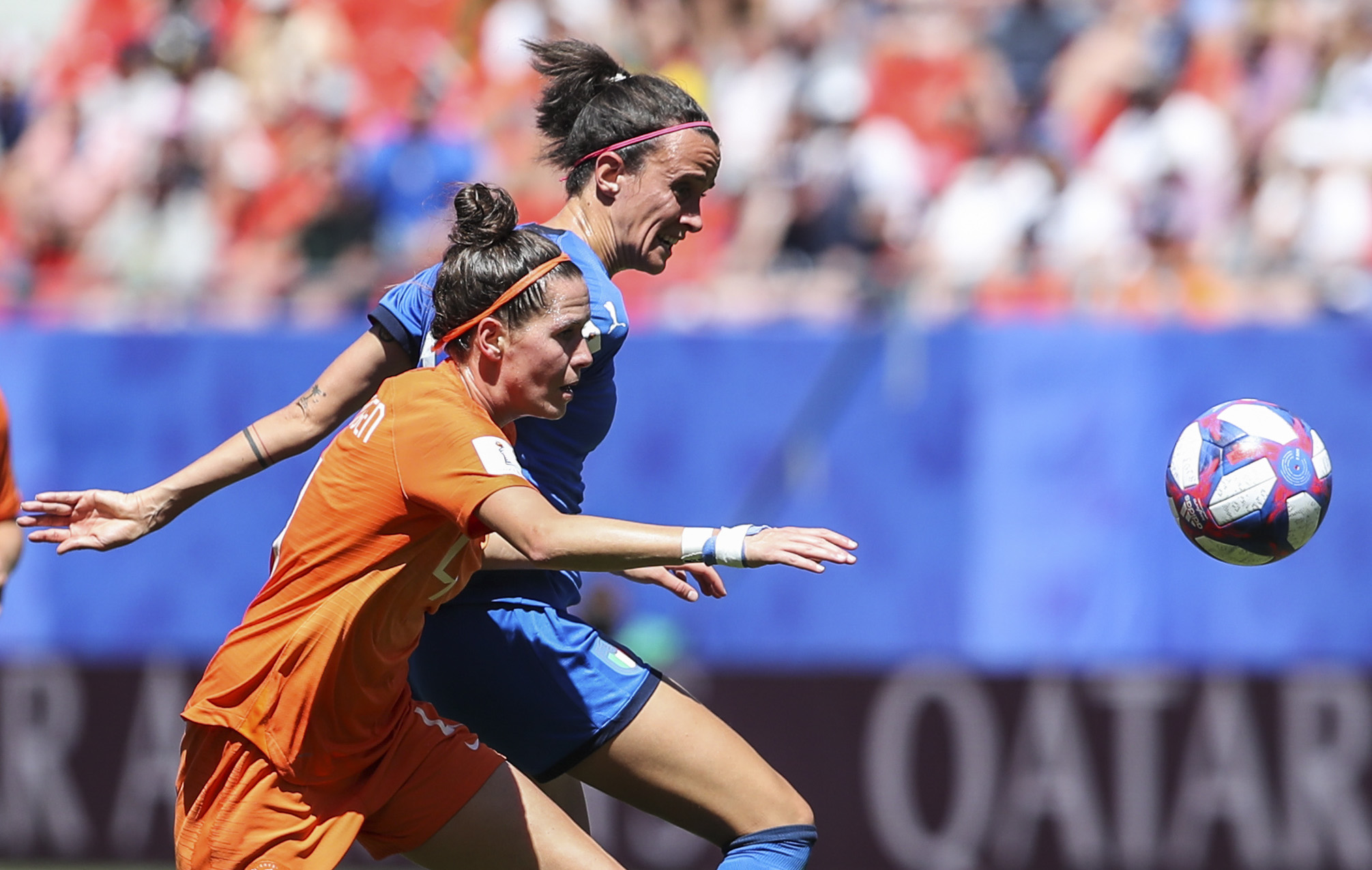 瓦朗谢纳惊险获胜,继续保持不败战绩 瓦朗谢纳惊险获胜,继续保持不败战绩