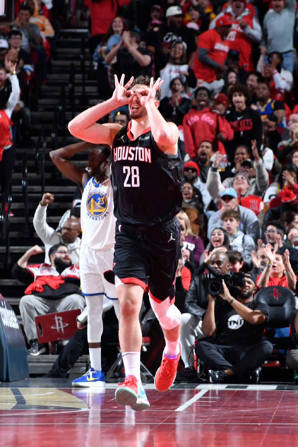 尼克斯客场力克奇才，止连败！的简单介绍