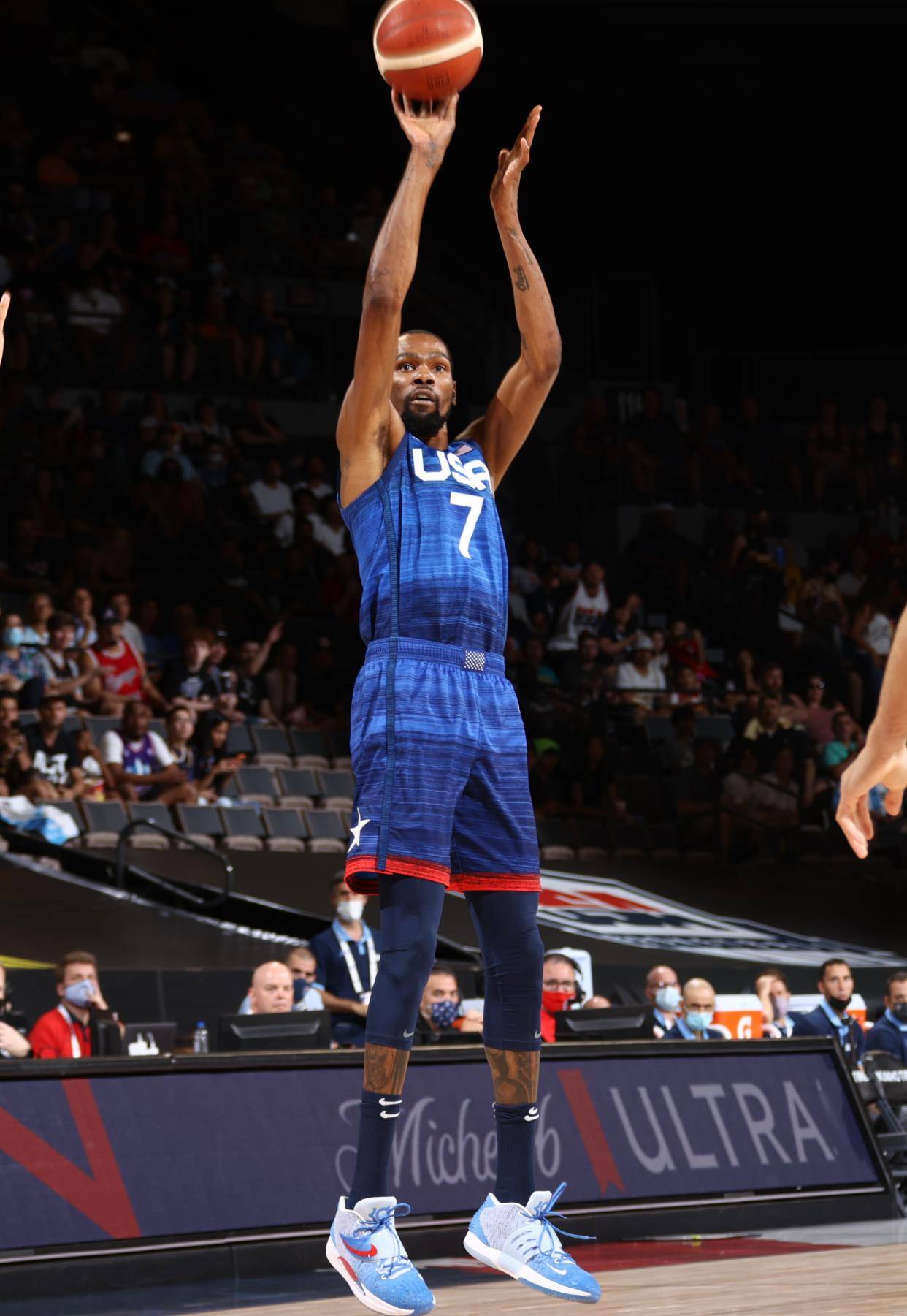 篮网大胜步行者，杜兰特表现抢眼