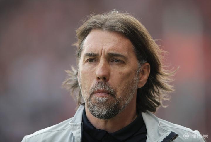 关于施魏因施泰格主罚任意球,为云达不莱梅扳平比分的信息 关于施魏因施泰格主罚任意球,为云达不莱梅扳平比分的信息