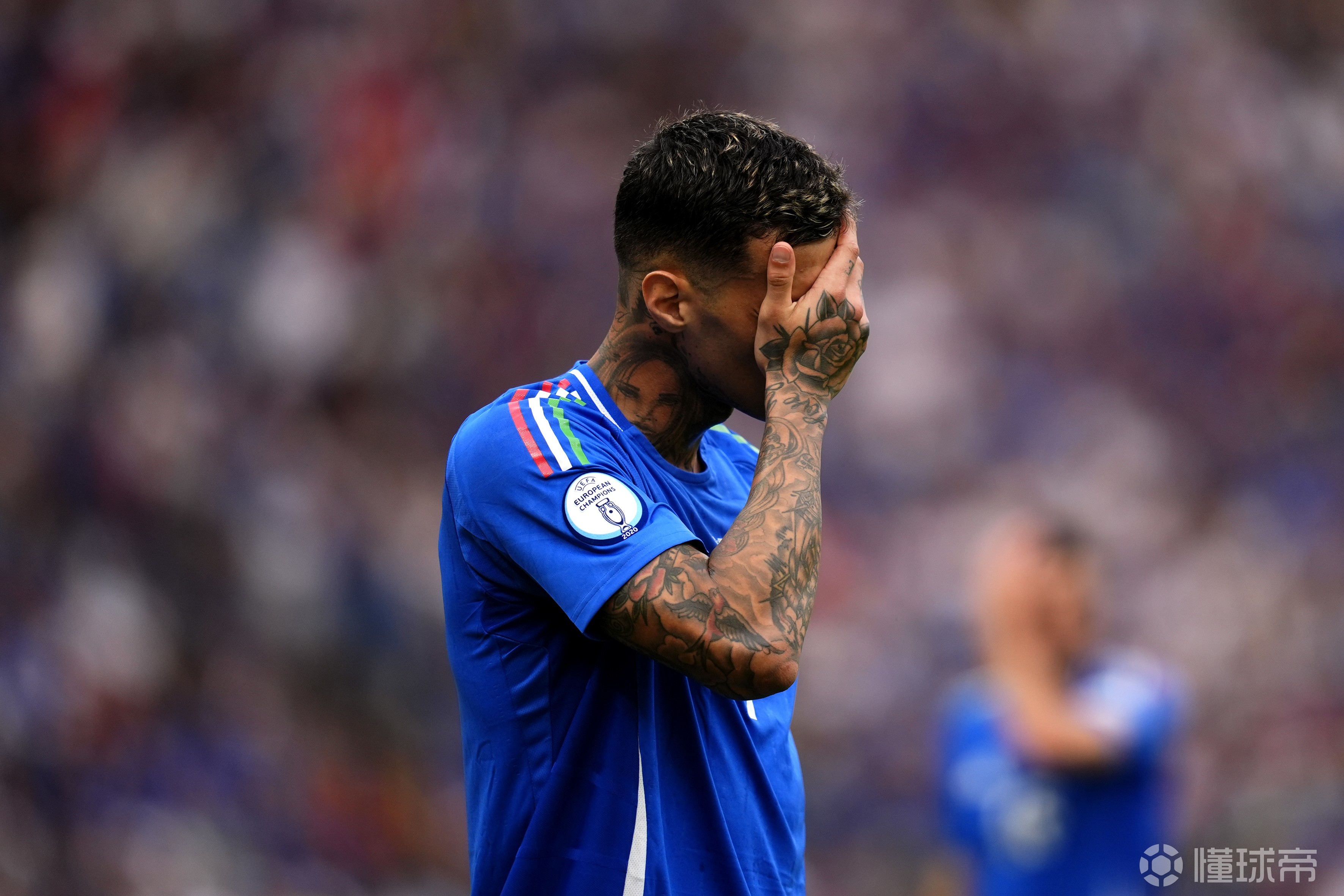 意大利足球比赛球员个人表现迥异 意大利足球比赛球员个人表现迥异