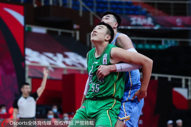 关于猛龙全队发挥出色，豪取四连胜的信息