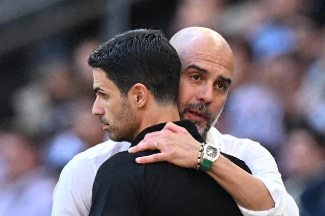 曼城轻松击败对手，实力雄厚