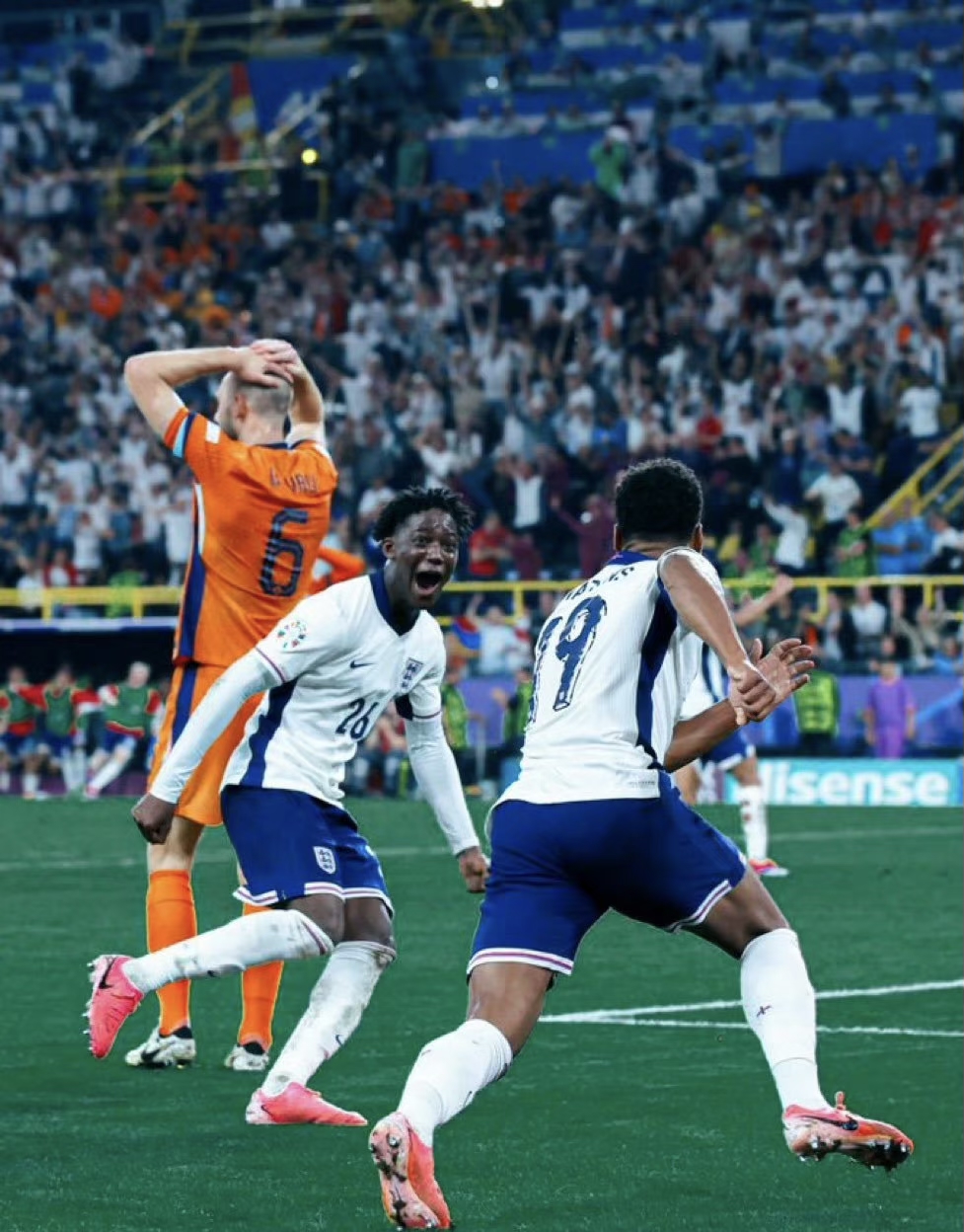 豪强争锋:欧洲联赛逆袭传奇,挑战不已的简单介绍 豪强争锋:欧洲联赛逆袭传奇,挑战不已的简单介绍