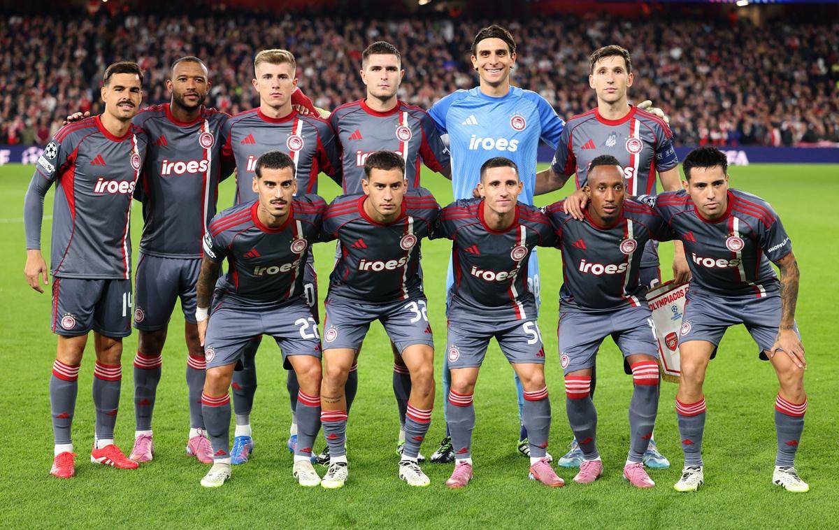 包含柏林赫塔不敌圣保利轻松降级的词条