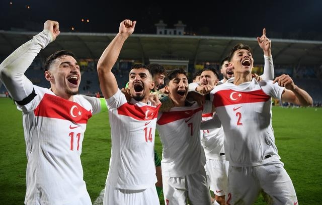 保加利亚队意外失利,陷入危机 保加利亚队意外失利,陷入危机