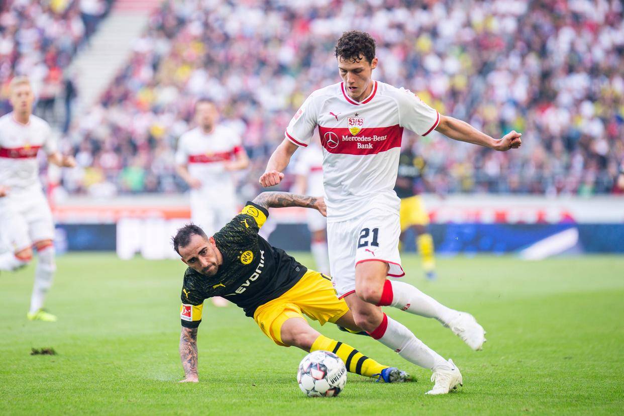 斯图加特取胜止跌,守住保级大门 斯图加特取胜止跌,守住保级大门