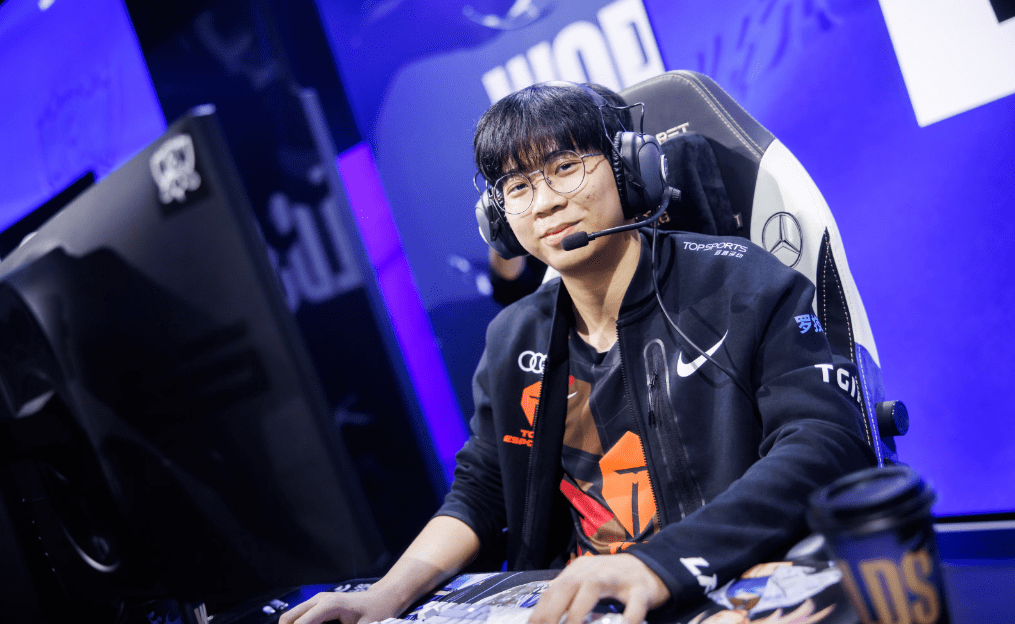 马赛惜败，晋级希望岌岌可危的简单介绍